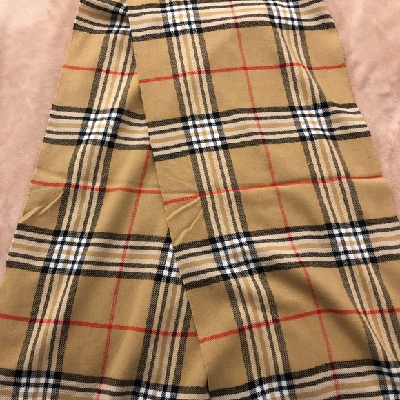 Cozy Scarf - Picture 2 of 2